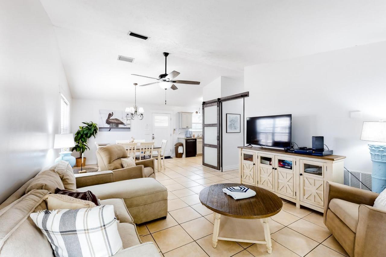 Happy Pelican Panama City Beach Exterior foto